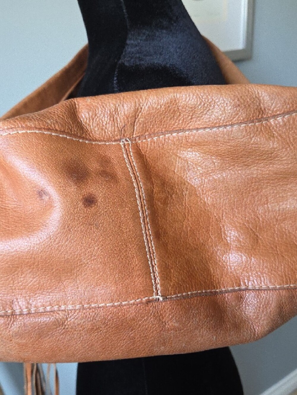HELEN Express Sling/Hobo Bag - Picture 7 of 9